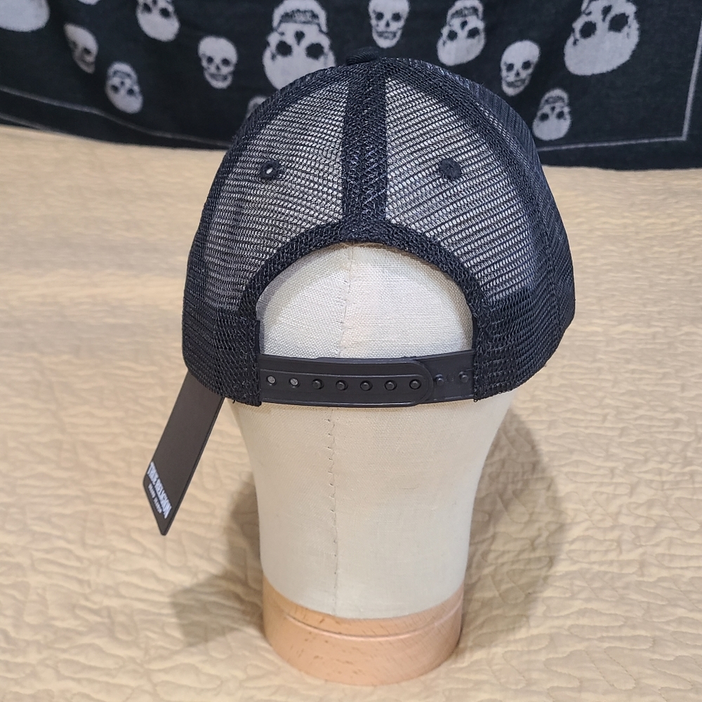 True Religion embroidered trucker hat - Picture 4 of 7